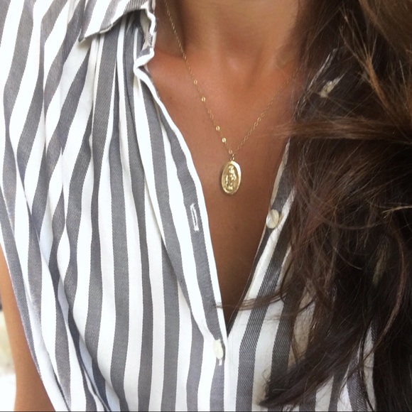 Gold Filled Miraculous Mary Necklace - Picture 5 of 6